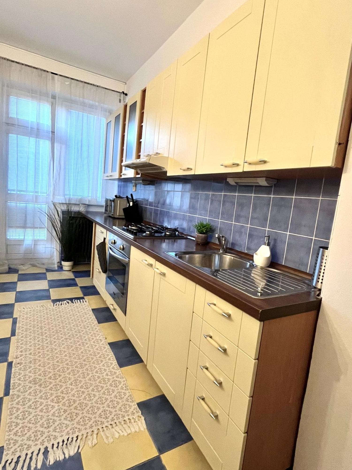 Audrey Hepburn Apartment Cathedral View Top Location Air Conditioned Μπρατισλάβα Εξωτερικό φωτογραφία