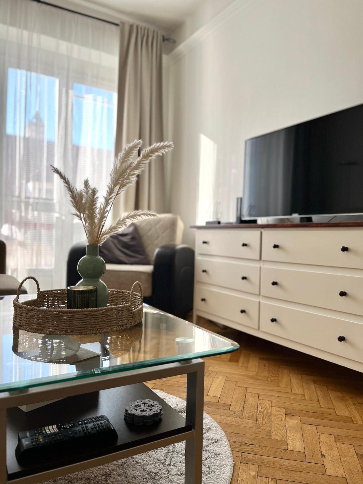 Audrey Hepburn Apartment Cathedral View Top Location Air Conditioned Μπρατισλάβα Εξωτερικό φωτογραφία